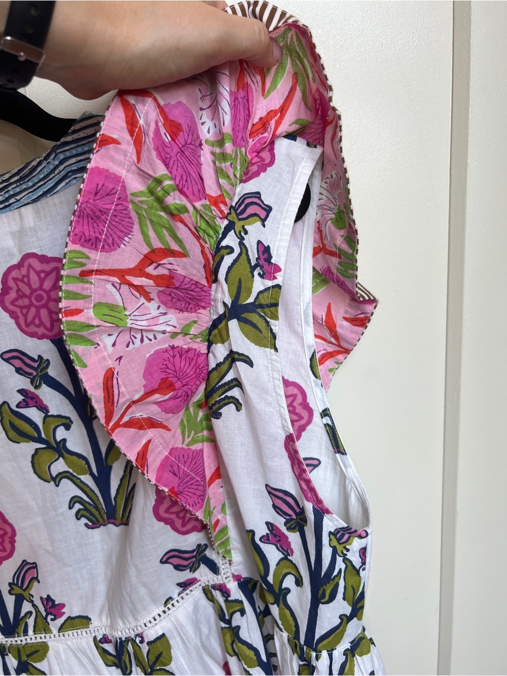 THML Pink Mixed Print Flutter Sleeve Boho Blouse - Size Large - Picture 6 of 8